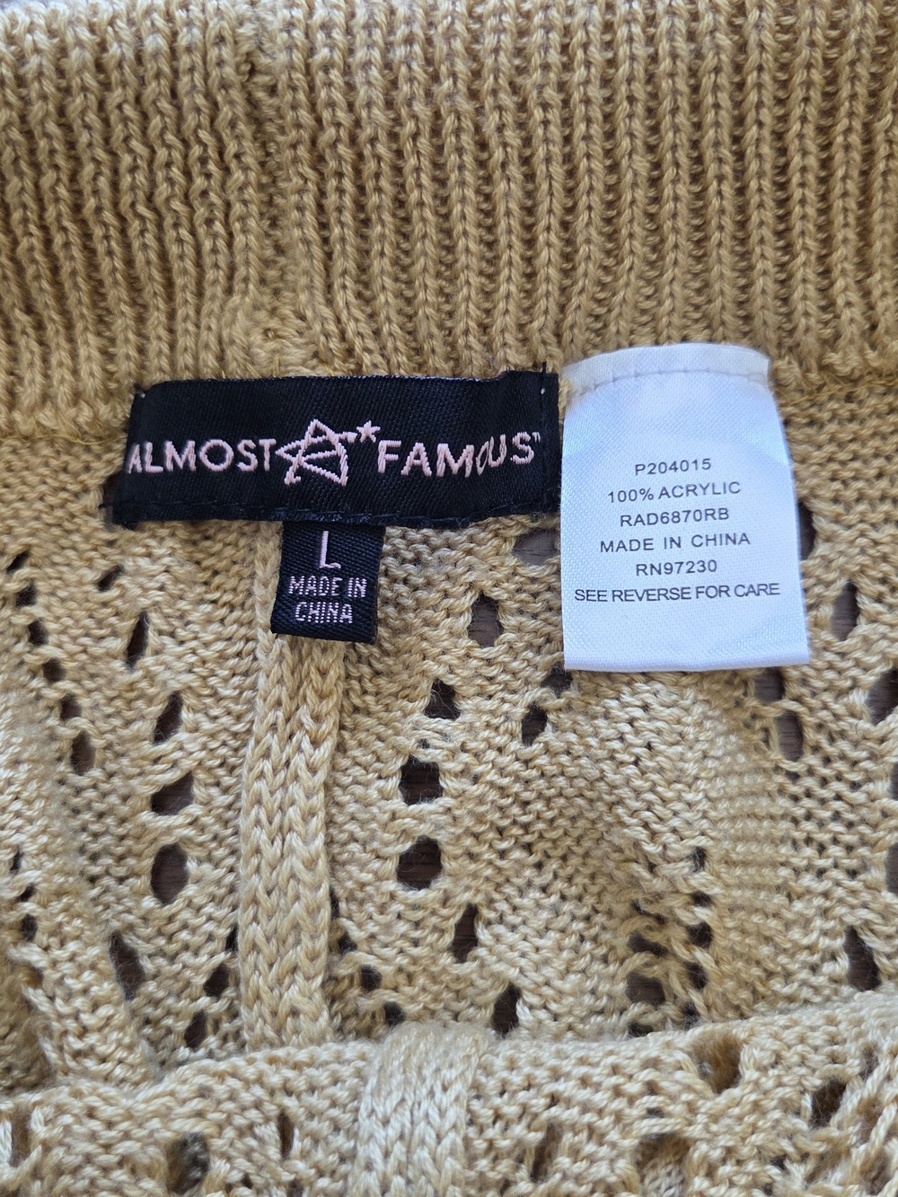 Almost Famous Knit Lace Pattern Boho Bohemian Shorts, Yellow Goldenrod - Large - Picture 4 of 5